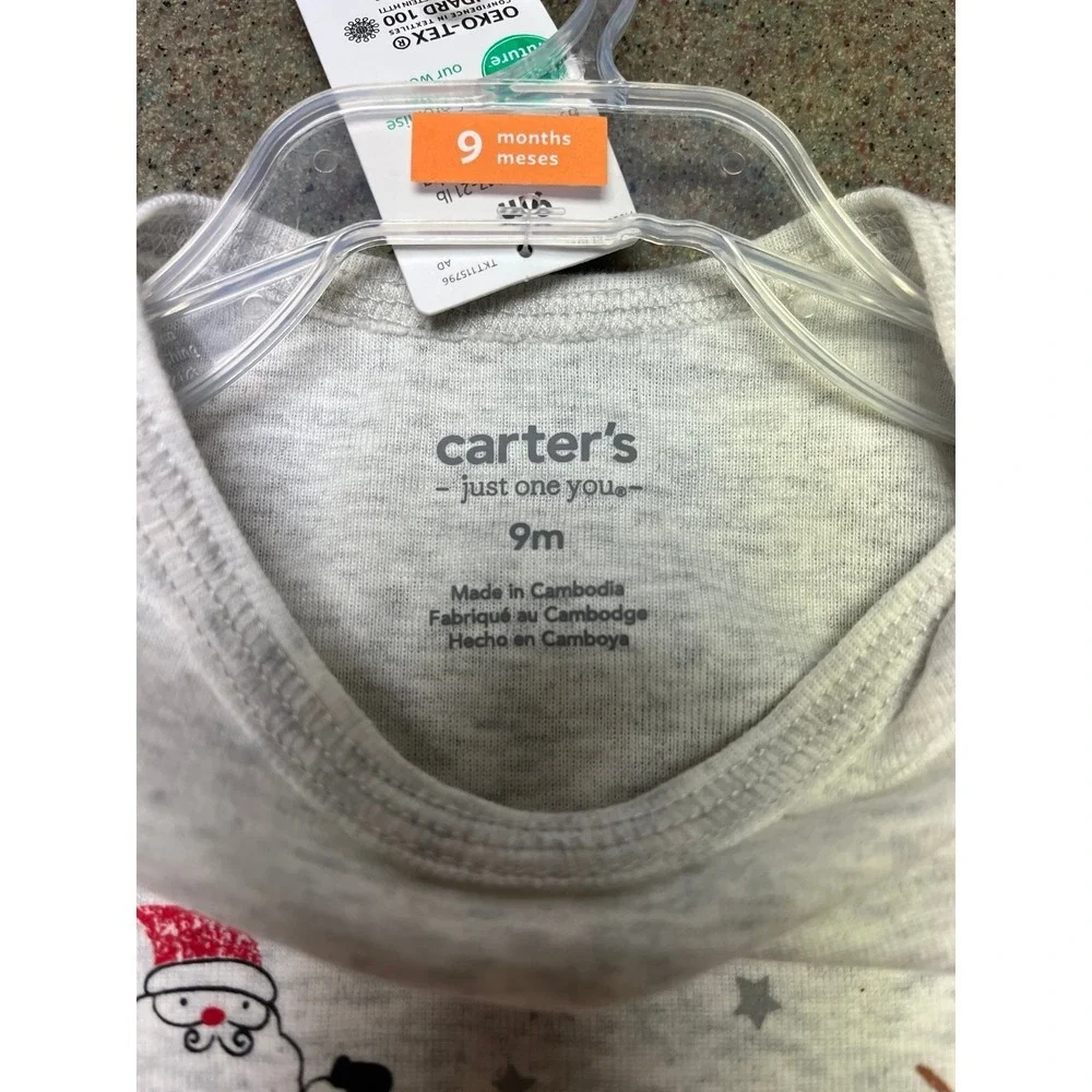 Carter's Christmas 9 month Onesie and Teething bib‎ NWT